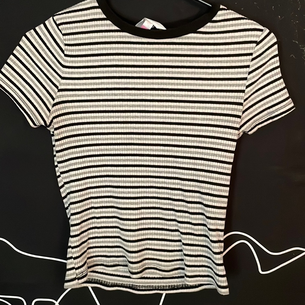 no boundaries crop top